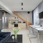 Apartamento Dwupoziomowy 56m2 Z 2 Balkonami *