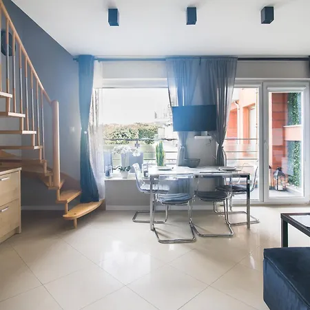 6 Os, Dwupoziomowy 56m2 Z 2 Balkonami 公寓 科沃布热格