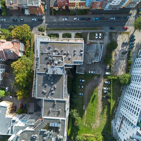 6 Os, Dwupoziomowy 56m2 Z 2 Balkonami 科沃布热格