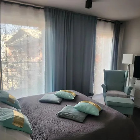 6 Os, Dwupoziomowy 56m2 Z 2 Balkonami 公寓