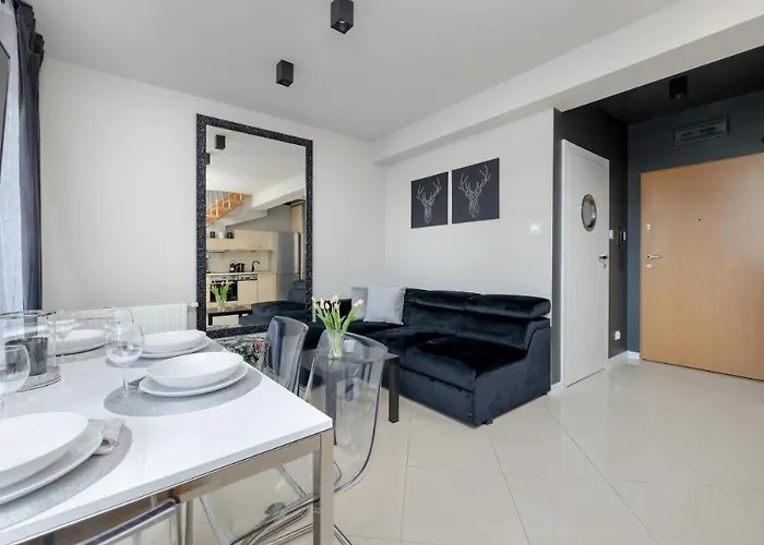 Dwupoziomowy 56m2 Z 2 Balkonami